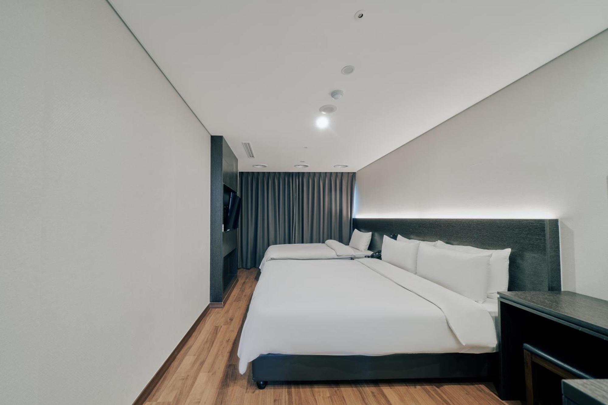 酒店 Aqua Palace 4*